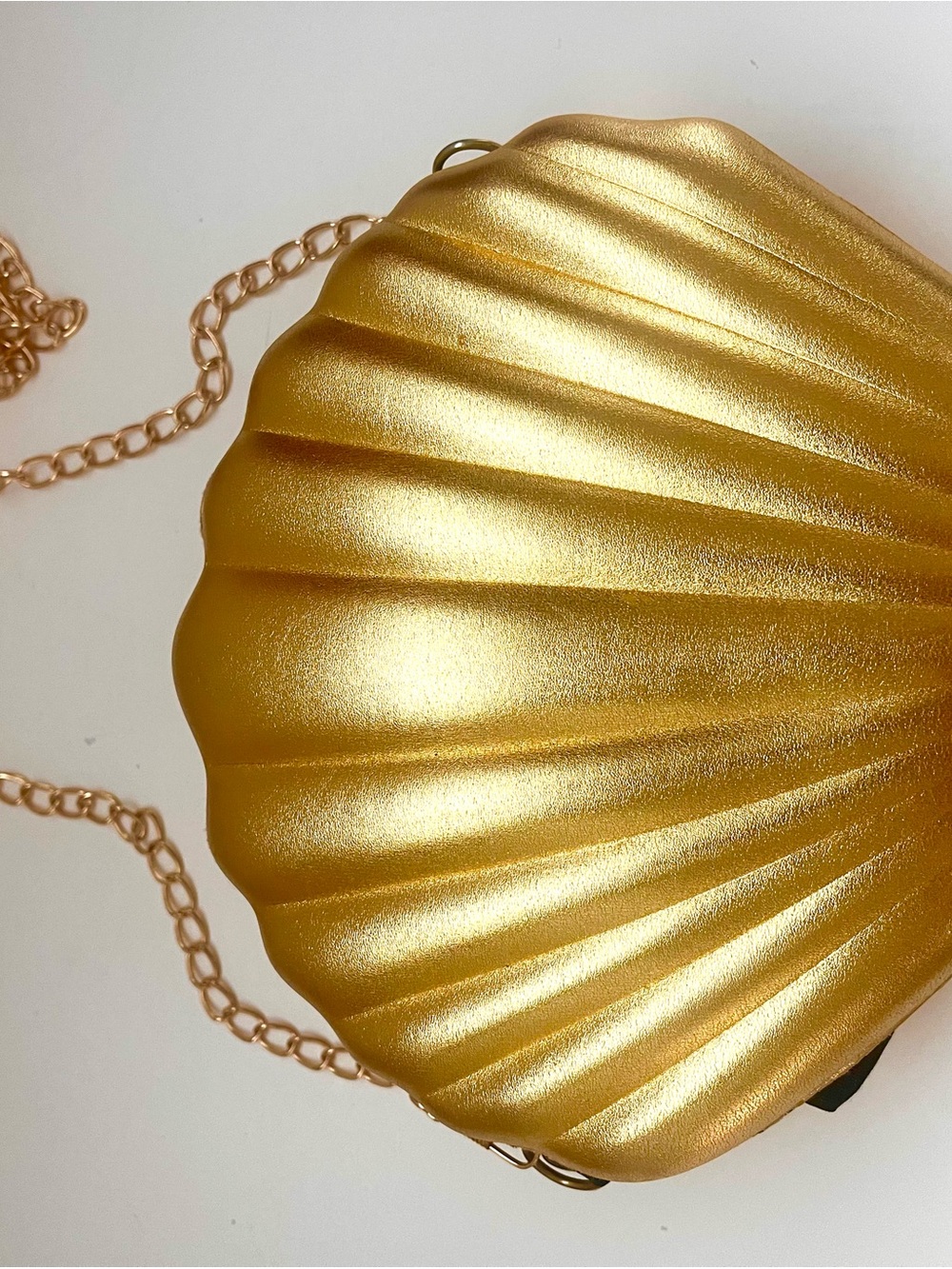 Gold Shell Crossbody Bag - Women's Fashion